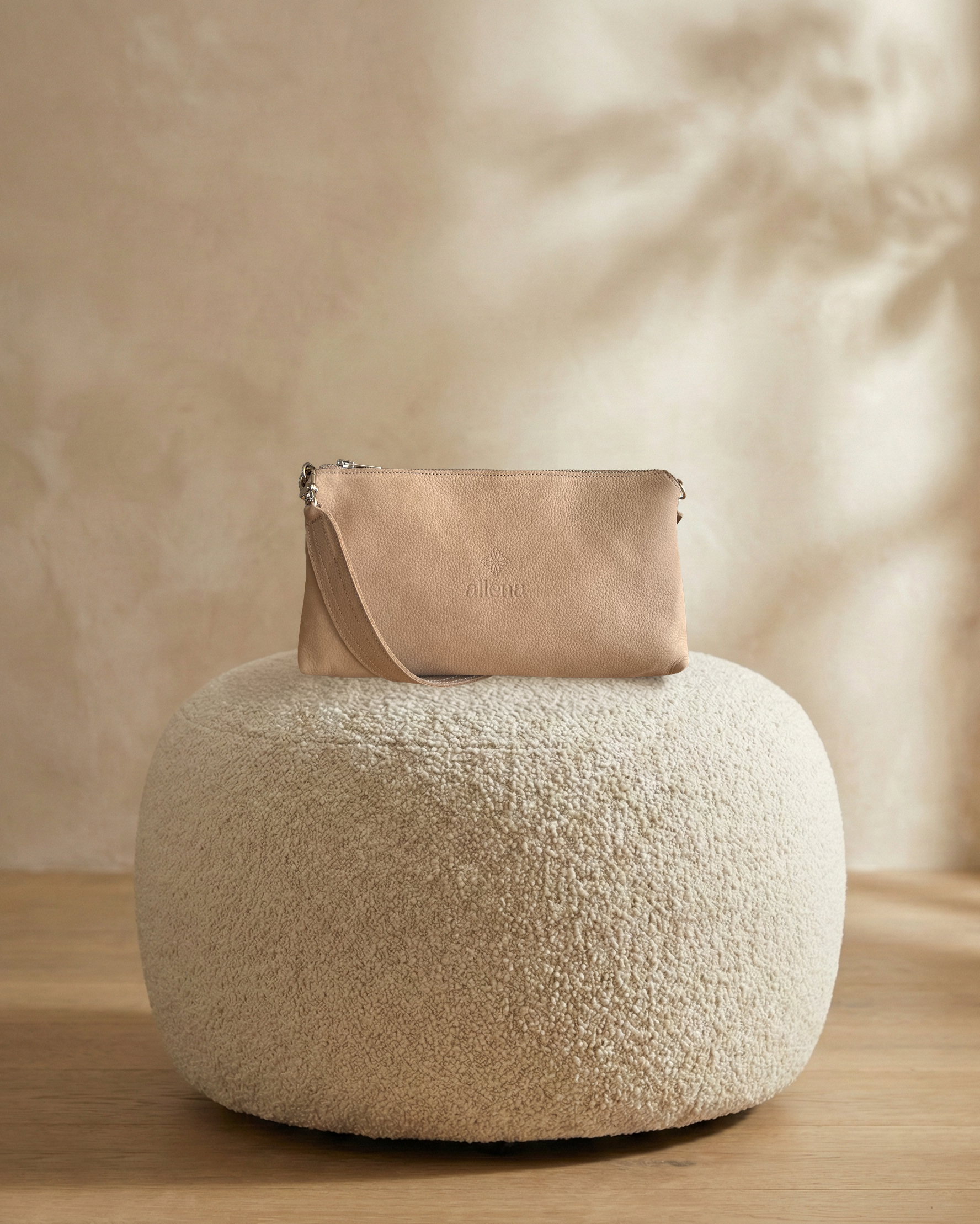 Lyra Leather Vanilla